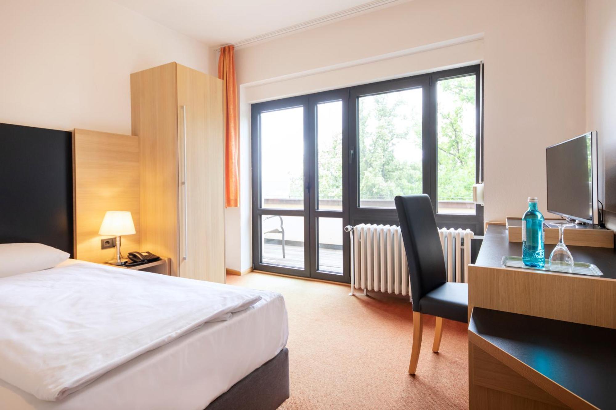 Roomingtons Hotel Franziskushoehe Lohr Ngoại thất bức ảnh